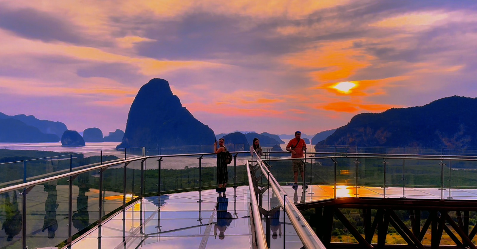  «Lost world » sunrise /P/
